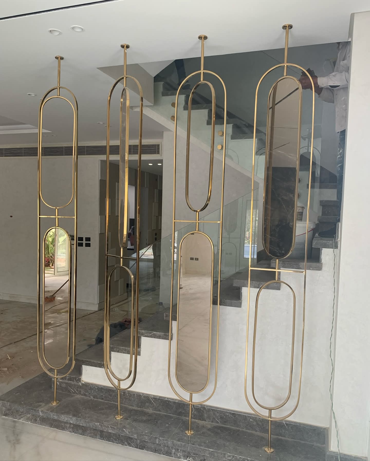 بارتشن استيل مودرن